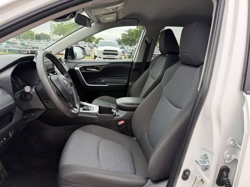 Certified 2025 Toyota RAV4 XLE AWD/4WD image 24