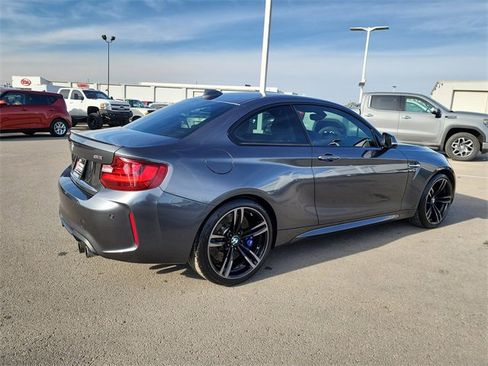 Used 2017 BMW M2 image 2