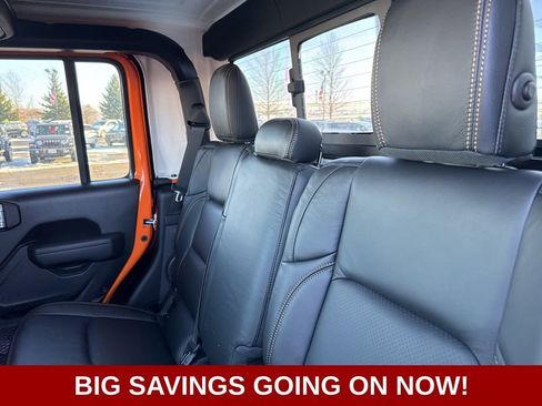 New 2025 Jeep Gladiator Sport image 39