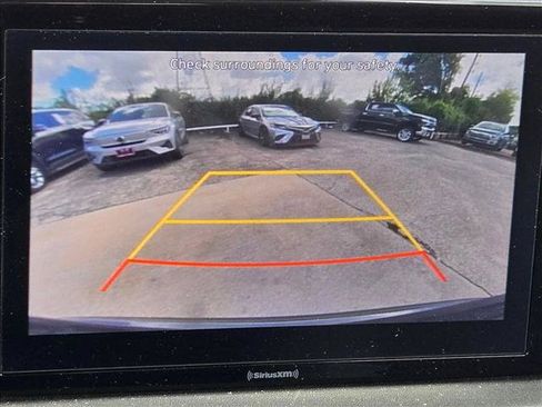 Used 2022 Hyundai Santa Fe SEL FWD image 15