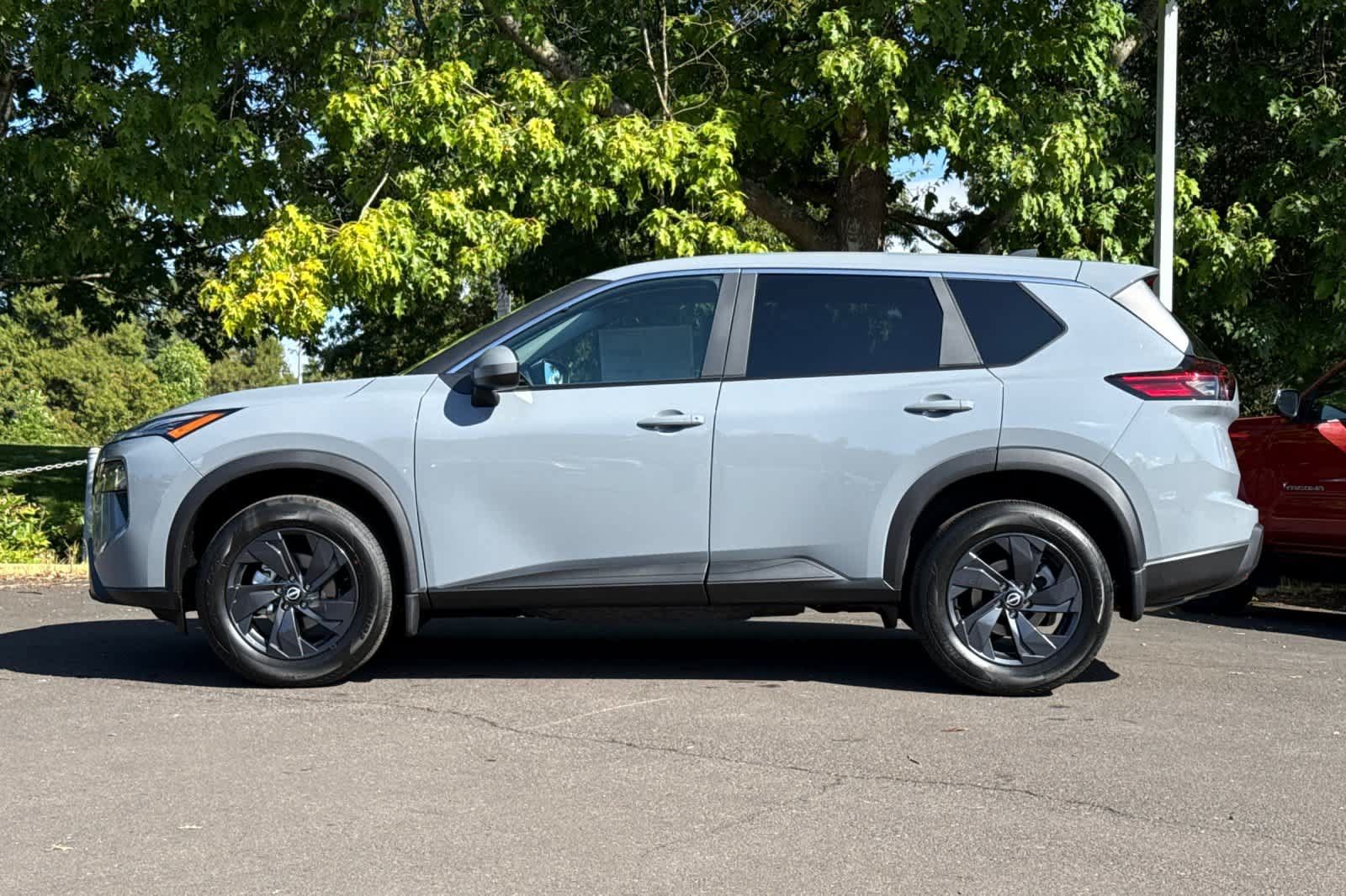New 2026 Nissan Rogue SV AWD/4WD image 5