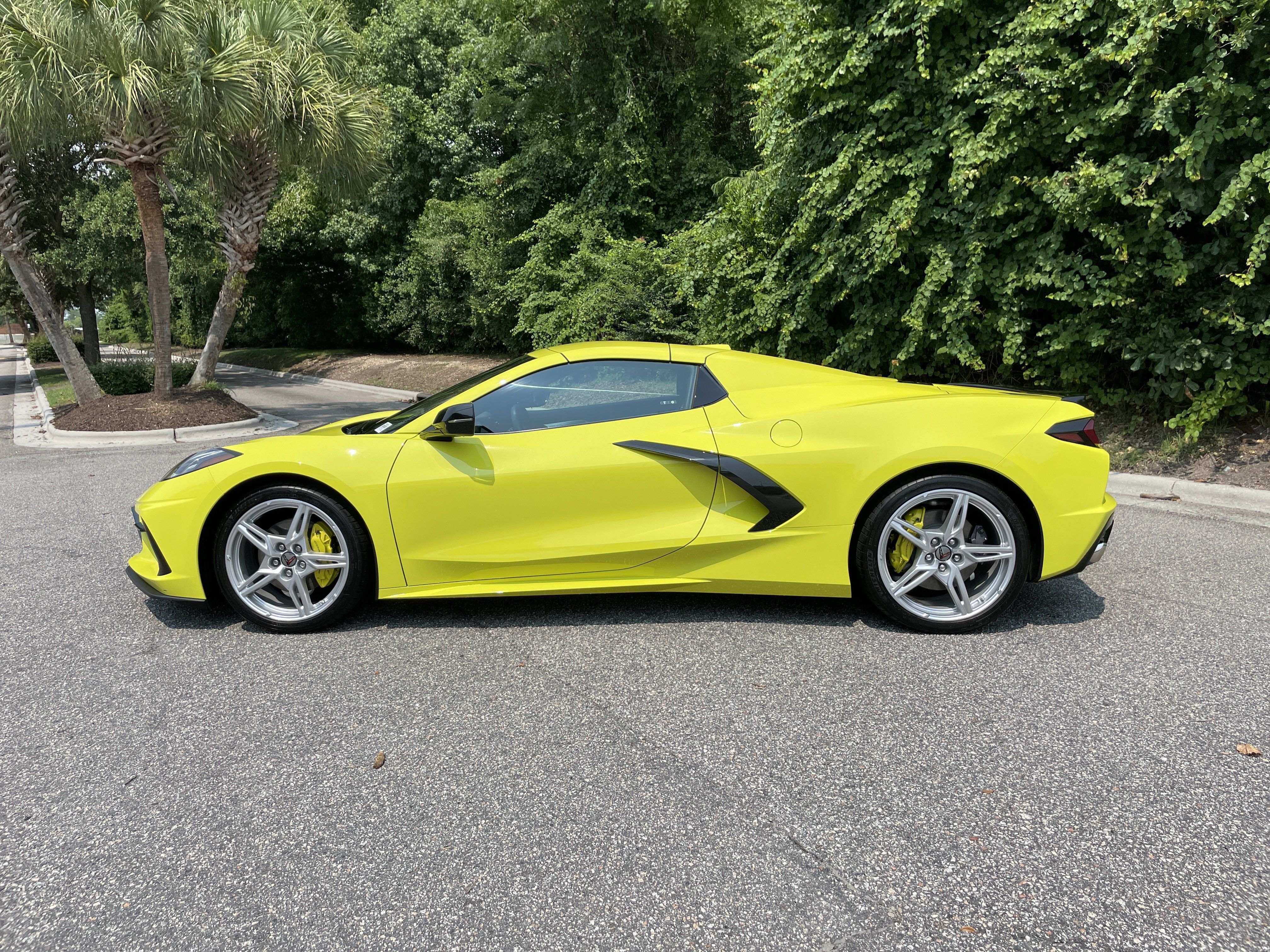 Used 2022 Chevrolet Corvette Stingray Preferred Conv w/ Battery Protection Package RWD image 6