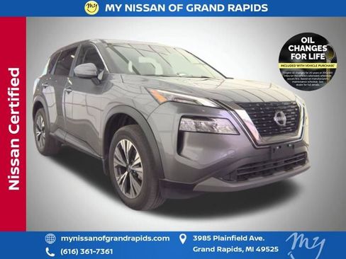 Used 2023 Nissan Rogue SV AWD/4WD image 1