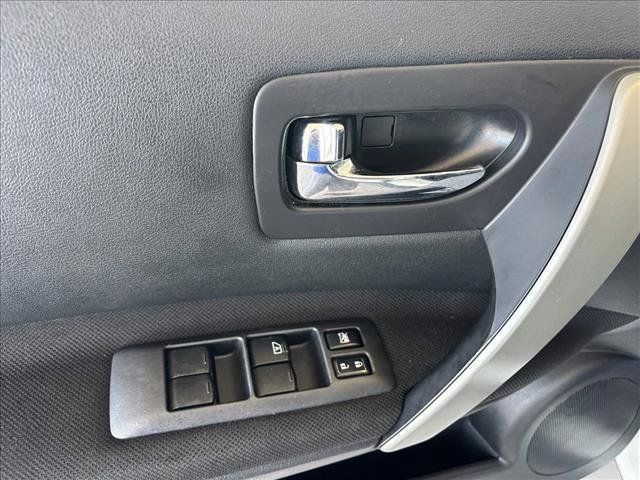 Used 2013 Nissan Rogue S w/ Special Edition Pkg AWD/4WD image 16