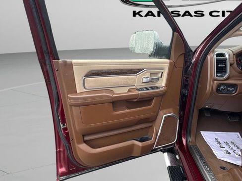 Used 2020 RAM 2500 Laramie image 18