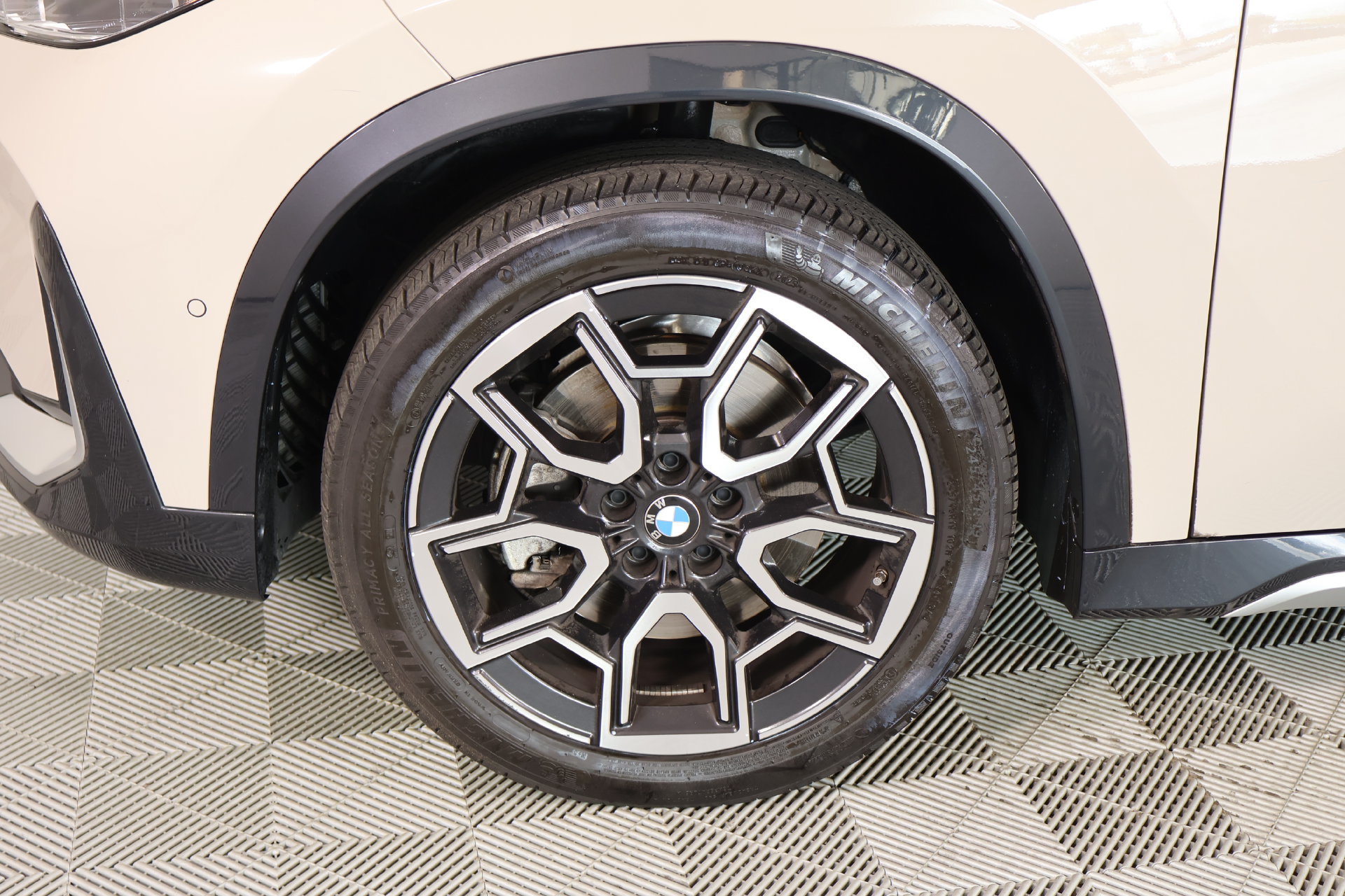 Used 2026 BMW X1 xDrive28i AWD/4WD image 18