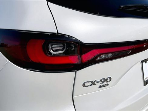 Used 2025 MAZDA CX-90 3.3 Turbo w/ Preferred Package AWD/4WD image 29