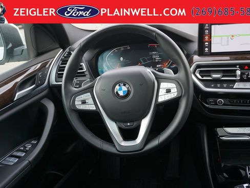 Used 2025 BMW X4 xDrive30i w/ Premium Essential Package AWD/4WD image 15