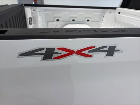 New 2026 Chevrolet Silverado 1500 LT image 8