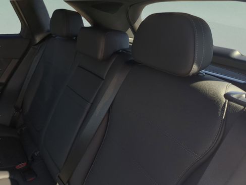 Certified 2026 Mercedes-Benz GLC 300 image 8