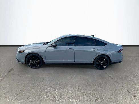 Used 2024 Honda Accord Sport image 4