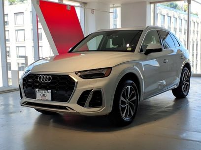 Used 2023 Audi Q5 2.0T Prestige w/ Prestige Package
