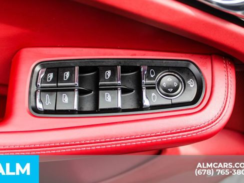 Used 2024 Porsche Macan image 37