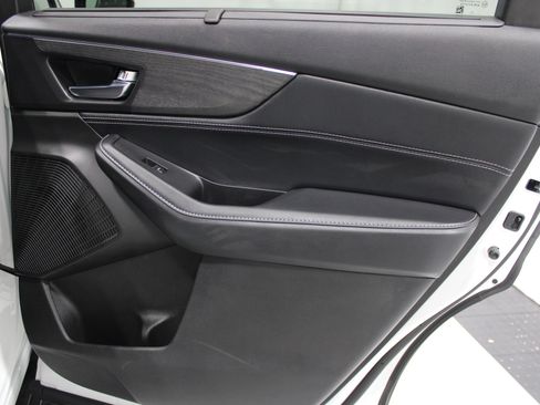 Used 2023 Acura MDX SH-AWD w/ Advance Package image 22