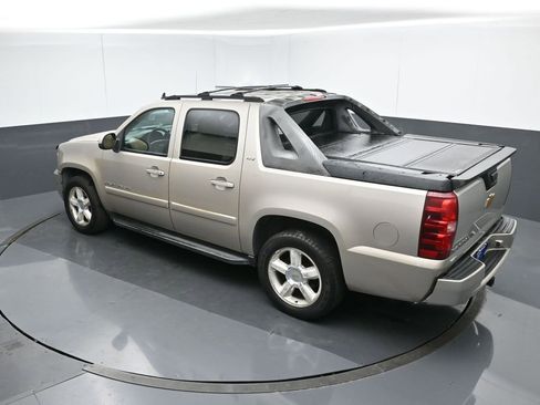 Used 2007 Chevrolet Avalanche LTZ w/ LTZ Preferred Equipment Group image 43