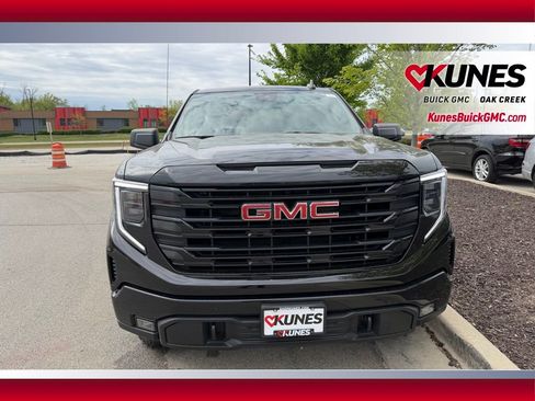 Used 2025 GMC Sierra 1500 Elevation AWD/4WD image 2