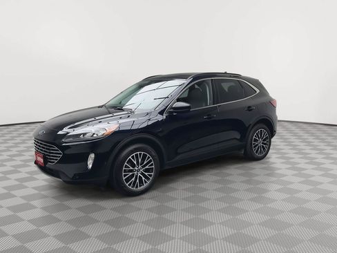 Used 2021 Ford Escape Titanium FWD image 34