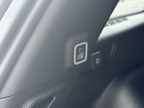 New 2026 Jeep Grand Cherokee Limited RWD image 23