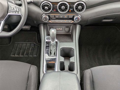 Used 2025 Nissan Sentra SV image 20