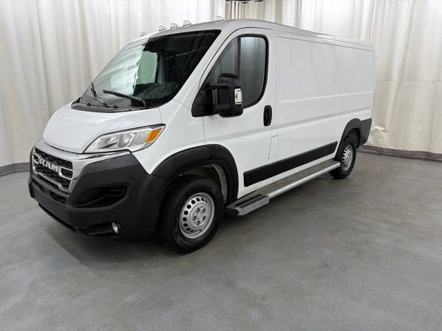 Used 2025 RAM ProMaster 2500 w/ U-Haul Equipment Group FWD image 2