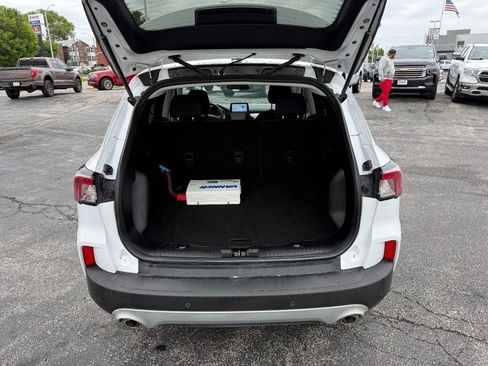 Used 2022 Ford Escape SE AWD/4WD image 7