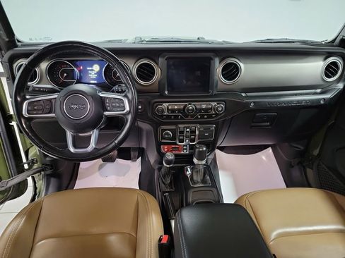 Used 2021 Jeep Wrangler Unlimited Rubicon image 3