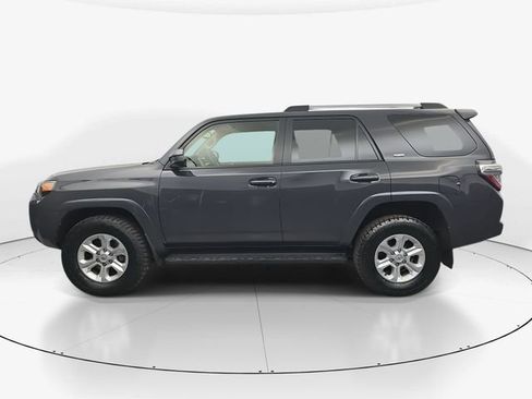 Used 2024 Toyota 4Runner SR5 image 6