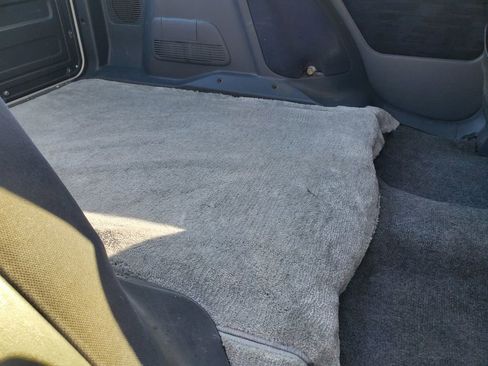 Used 1997 Toyota RAV4 2WD 4-Door image 26