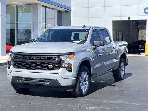 Certified 2024 Chevrolet Silverado 1500 Custom image 3