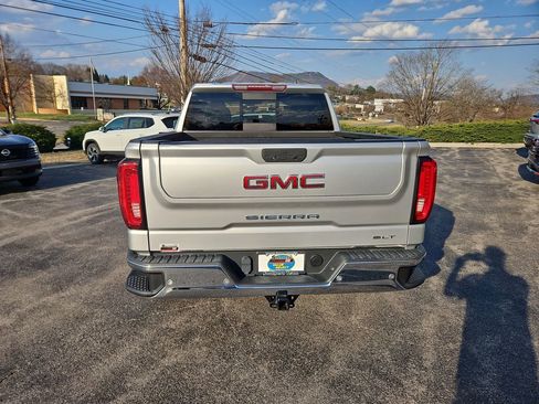 Used 2020 GMC Sierra 1500 SLT w/ SLT Premium Plus Package image 4