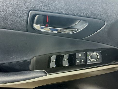 Used 2014 Lexus IS 250 image 21