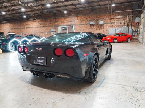 Used 2013 Chevrolet Corvette Grand Sport RWD image 14