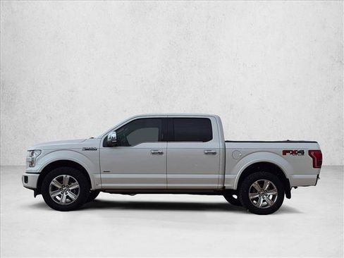 Used 2017 Ford F150 Platinum w/ Equipment Group 701A Luxury AWD/4WD image 5