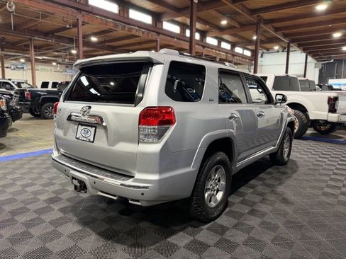 Used 2010 Toyota 4Runner Limited image 5