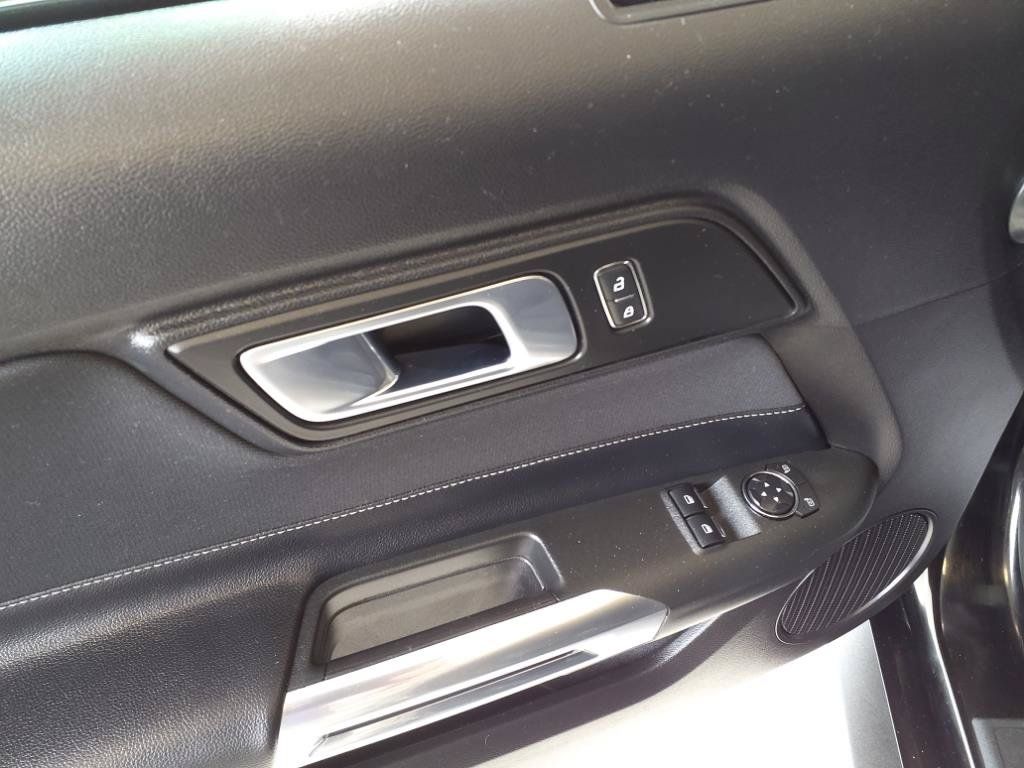 Used 2021 Ford Mustang GT RWD image 8