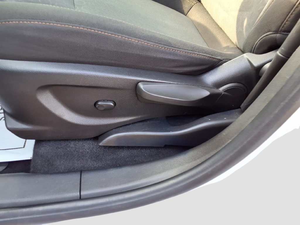 Used 2020 Chevrolet Trax LS FWD image 26