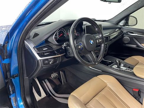 Used 2018 BMW X5 M image 3