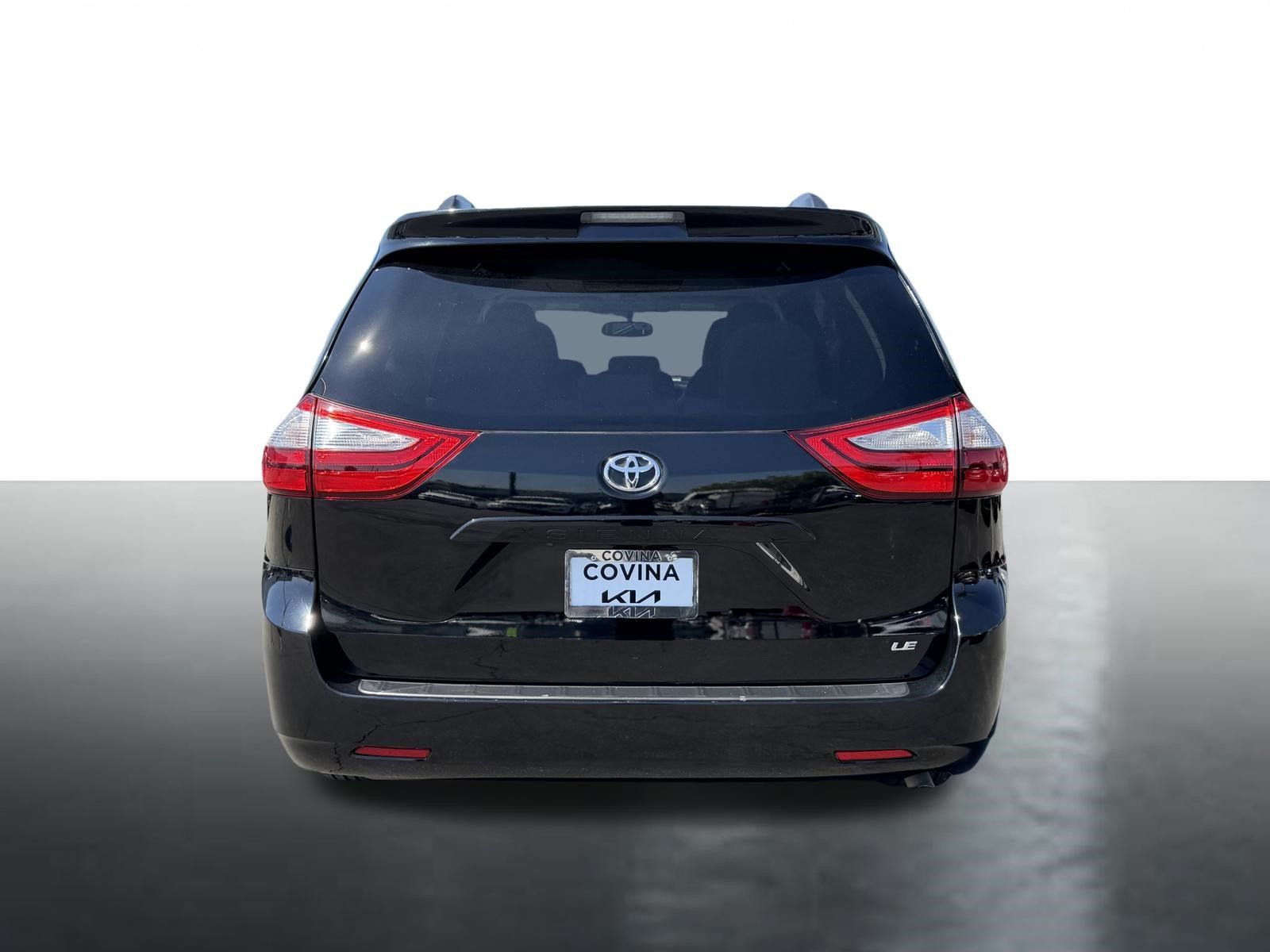 Used 2017 Toyota Sienna LE FWD image 7