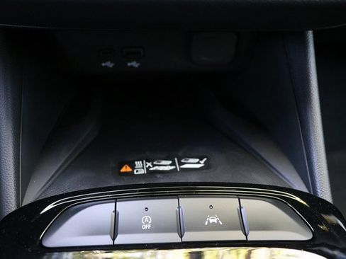 New 2025 Buick Envista Avenir image 25