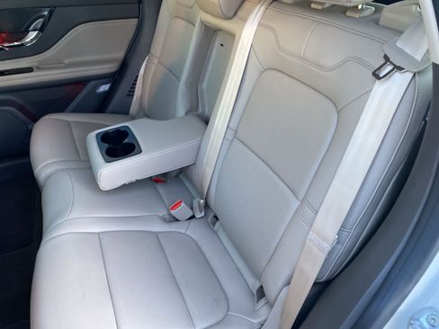 Used 2022 Lincoln Corsair Grand Touring w/ Elements Technology Bundle image 13