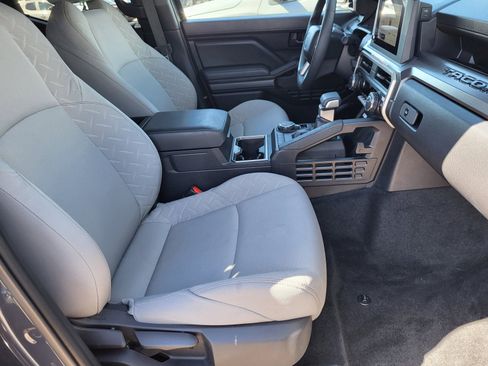 Certified 2025 Toyota Tacoma SR5 image 23