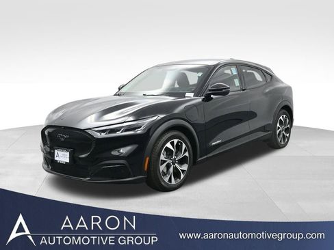 Used 2025 Ford Mustang Mach-E Select image 1