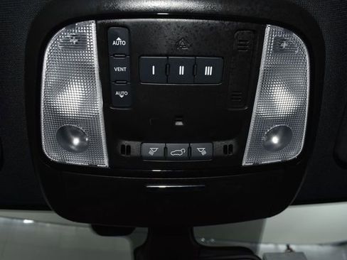 Used 2024 Dodge Durango GT image 30