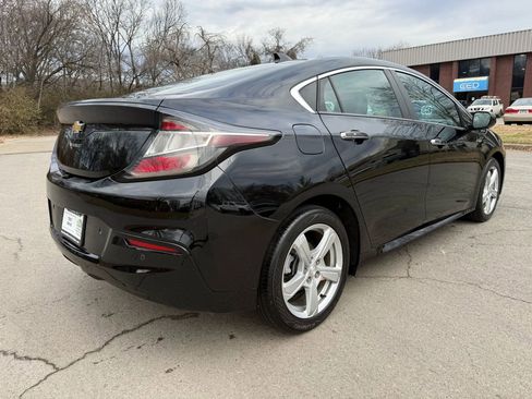 Used 2019 Chevrolet Volt LT w/ Power Convenience Package image 5