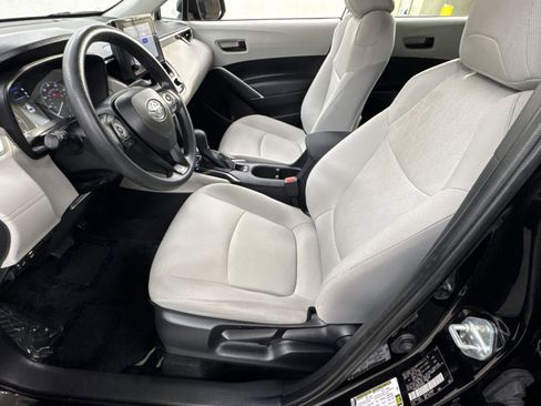 Used 2024 Toyota Corolla Cross L AWD/4WD image 16