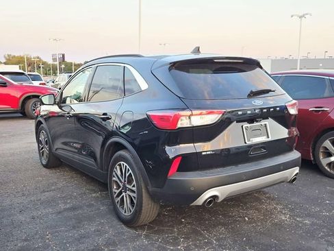 Used 2021 Ford Escape SEL FWD image 2