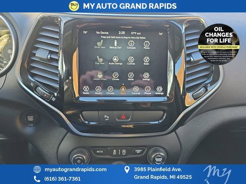 Used 2020 Jeep Cherokee Limited image 20