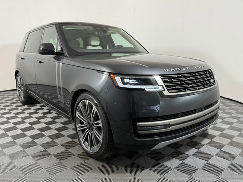 New 2026 Land Rover Range Rover Long Wheelbase SE AWD/4WD image 7