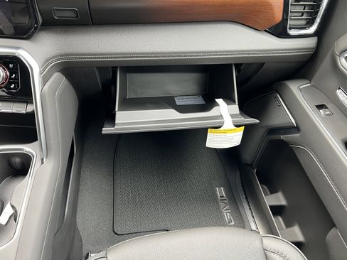 New 2026 GMC Sierra 1500 Denali AWD/4WD image 35