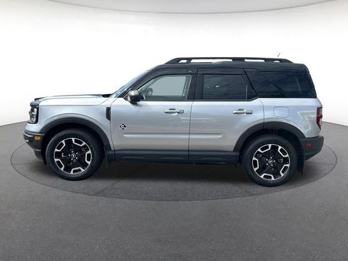Used 2023 Ford Bronco Sport Outer Banks w/ Tech Package AWD/4WD image 2